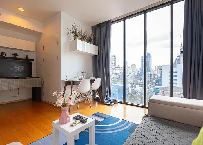 Spacious 1 Bedroom Rooftop Pool * 방콕
